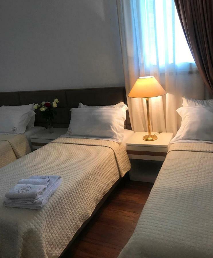 Chateau Linza Resort Tiranë Luaran gambar