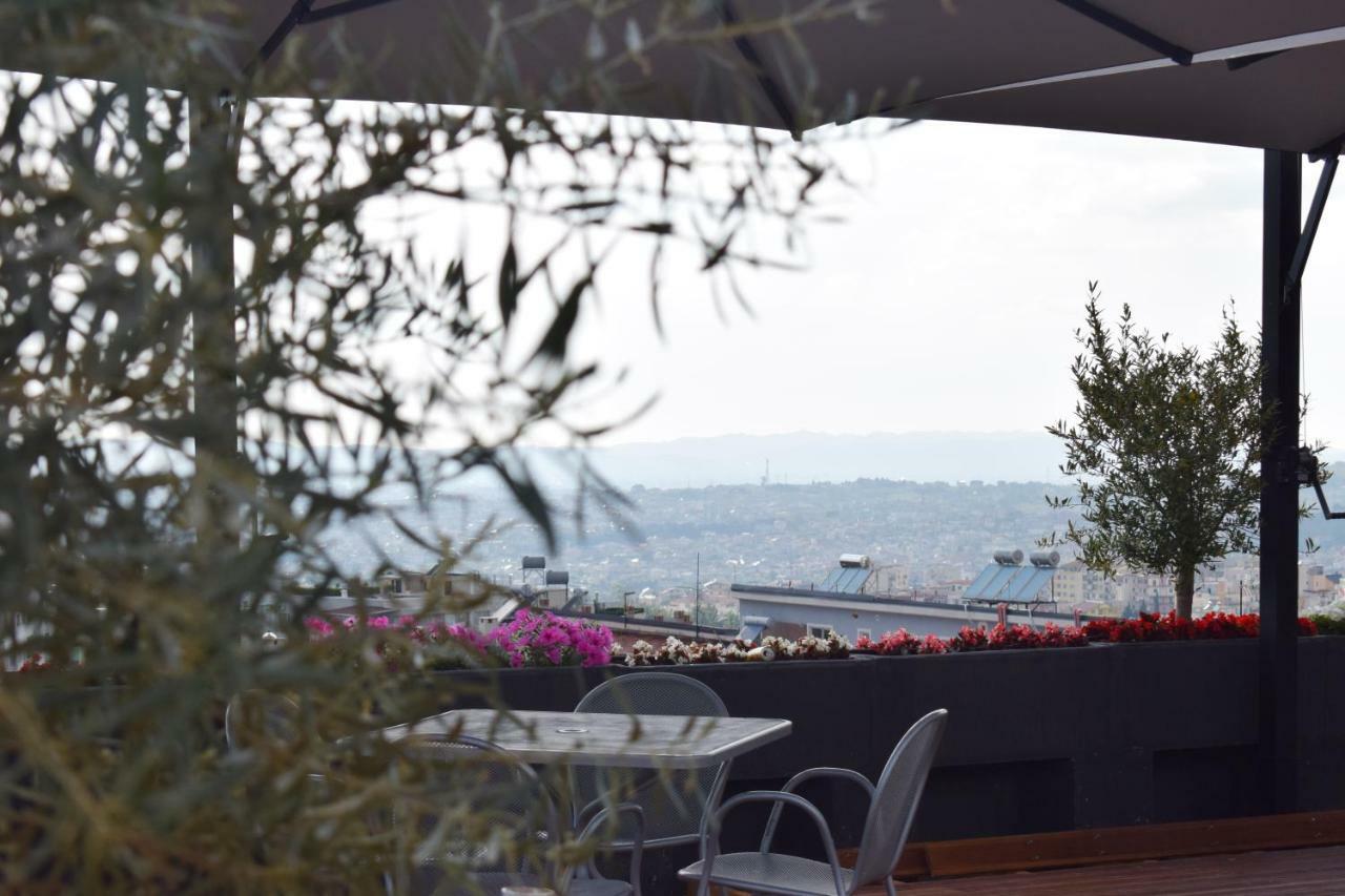 Chateau Linza Resort Tiranë Luaran gambar
