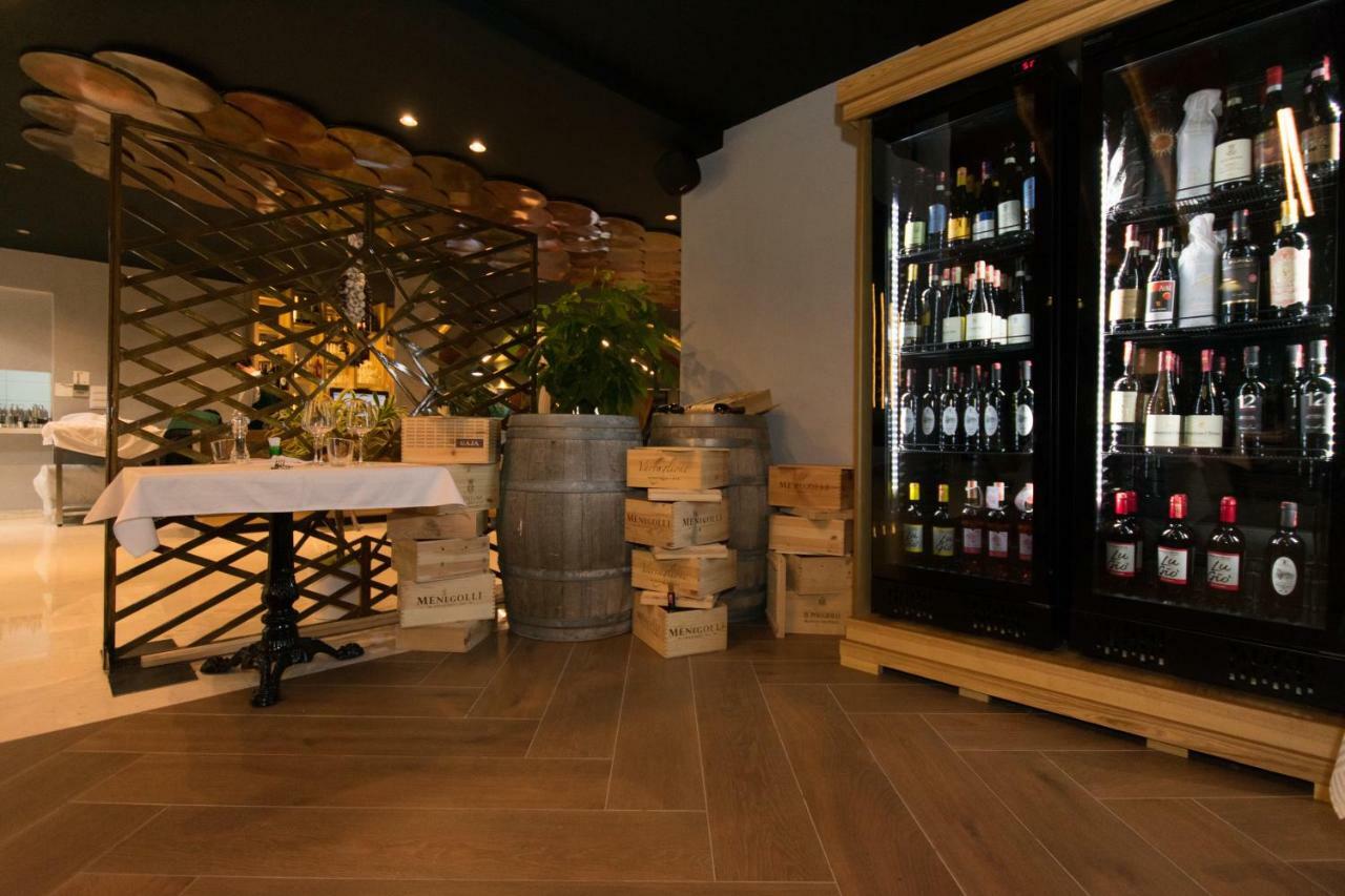 Chateau Linza Resort Tiranë Luaran gambar